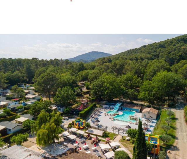 Camping Domaine Villa Verde Callas Esterno foto
